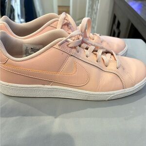 Nike Court Royale 2 Low Sneakers Pink Peach US 9